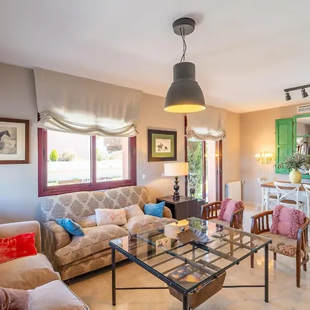 Σπίτι διακοπών Cubo's Casa Nebrales & Private Pool *