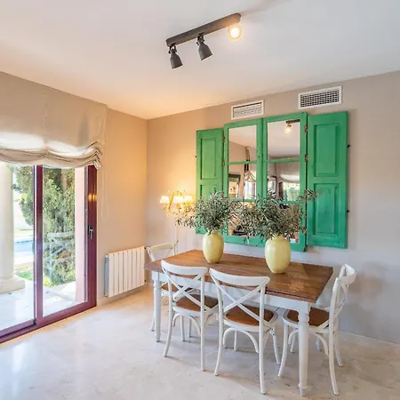 Σπίτι διακοπών Cubo's Casa Nebrales & Private Pool