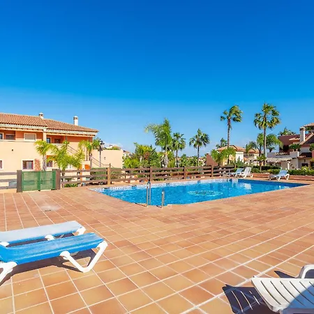 Cubo's Casa Nebrales & Private Pool * Coín